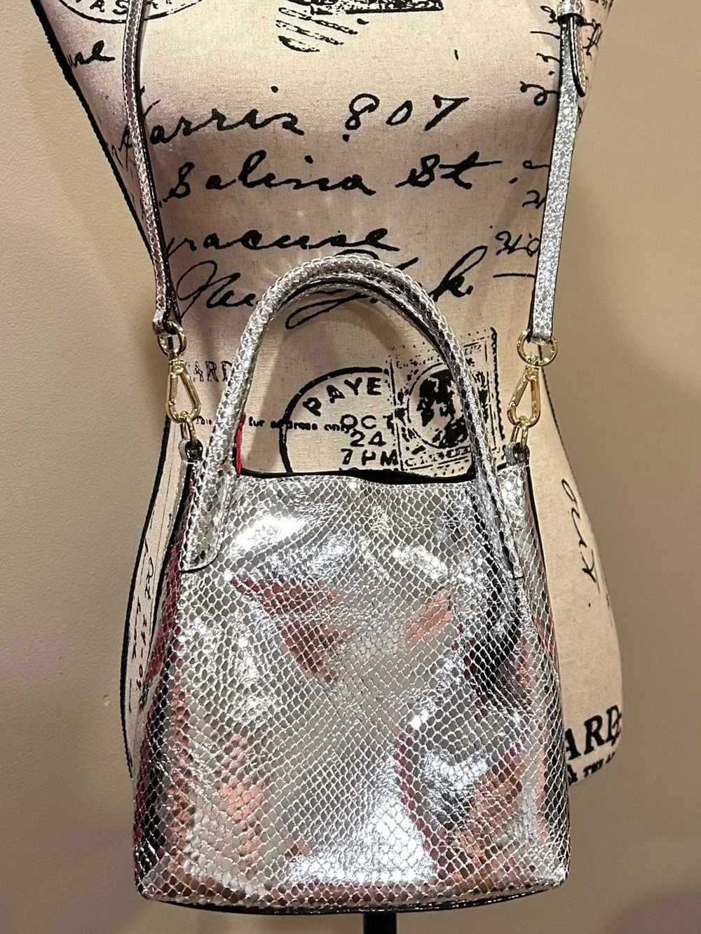 Frances Valentine Teeny Sweet Pea Snakeskin Embossed Metallic Leather Handbag_11